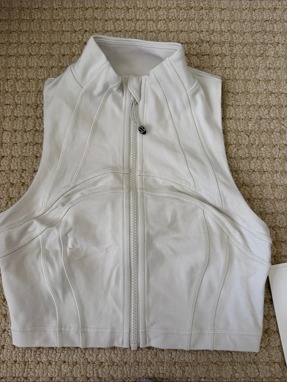 lululemon Define Cropped Full-Zip Tank Luon in Bone